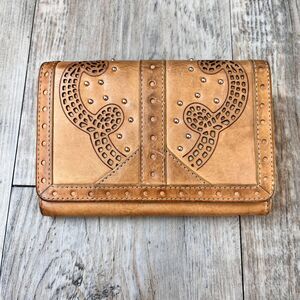 Cole Haan Honey Tan Leather Wallet Stud Scroll Pattern Vintage Designer Clutch